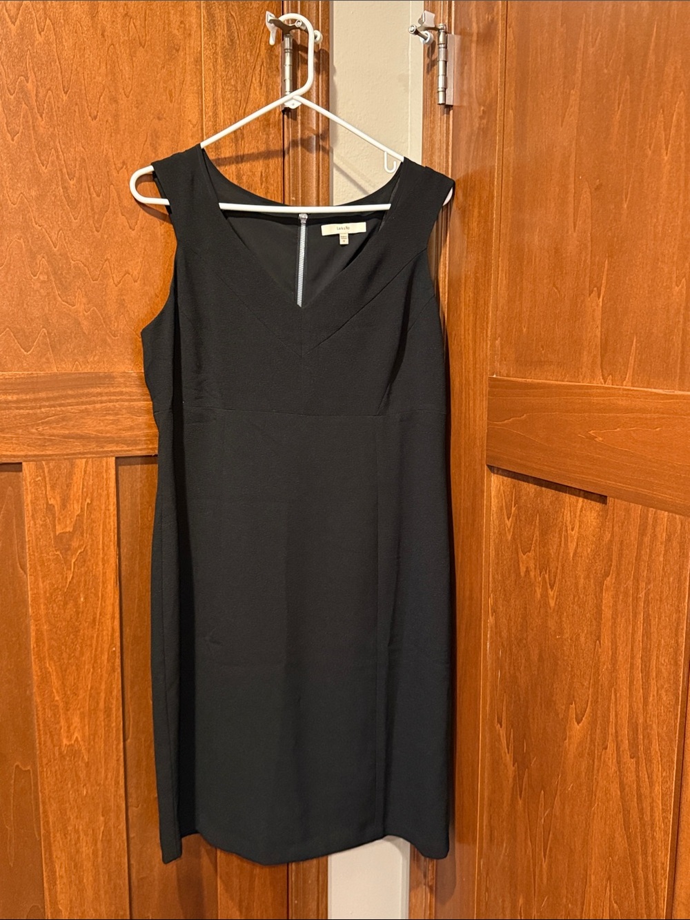 Classic Black Sleeveless Sheath Dress - size 12 Lark & Ro